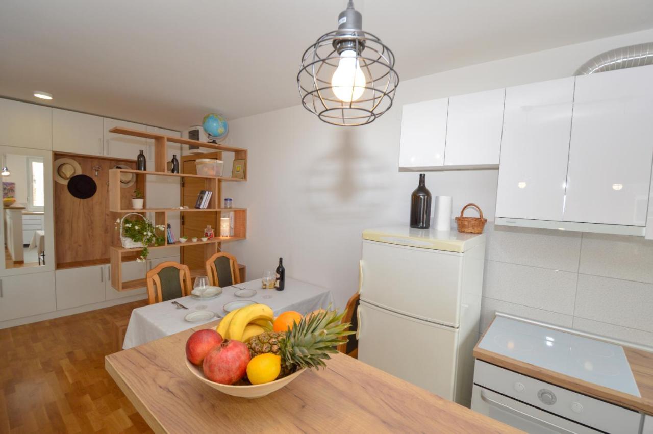 Shine24 - Spacious&bright apartment - NEW Novi Sad Exterior foto