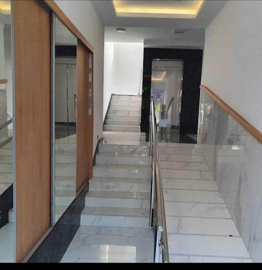Shine24 - Spacious&bright apartment - NEW Novi Sad Exterior foto